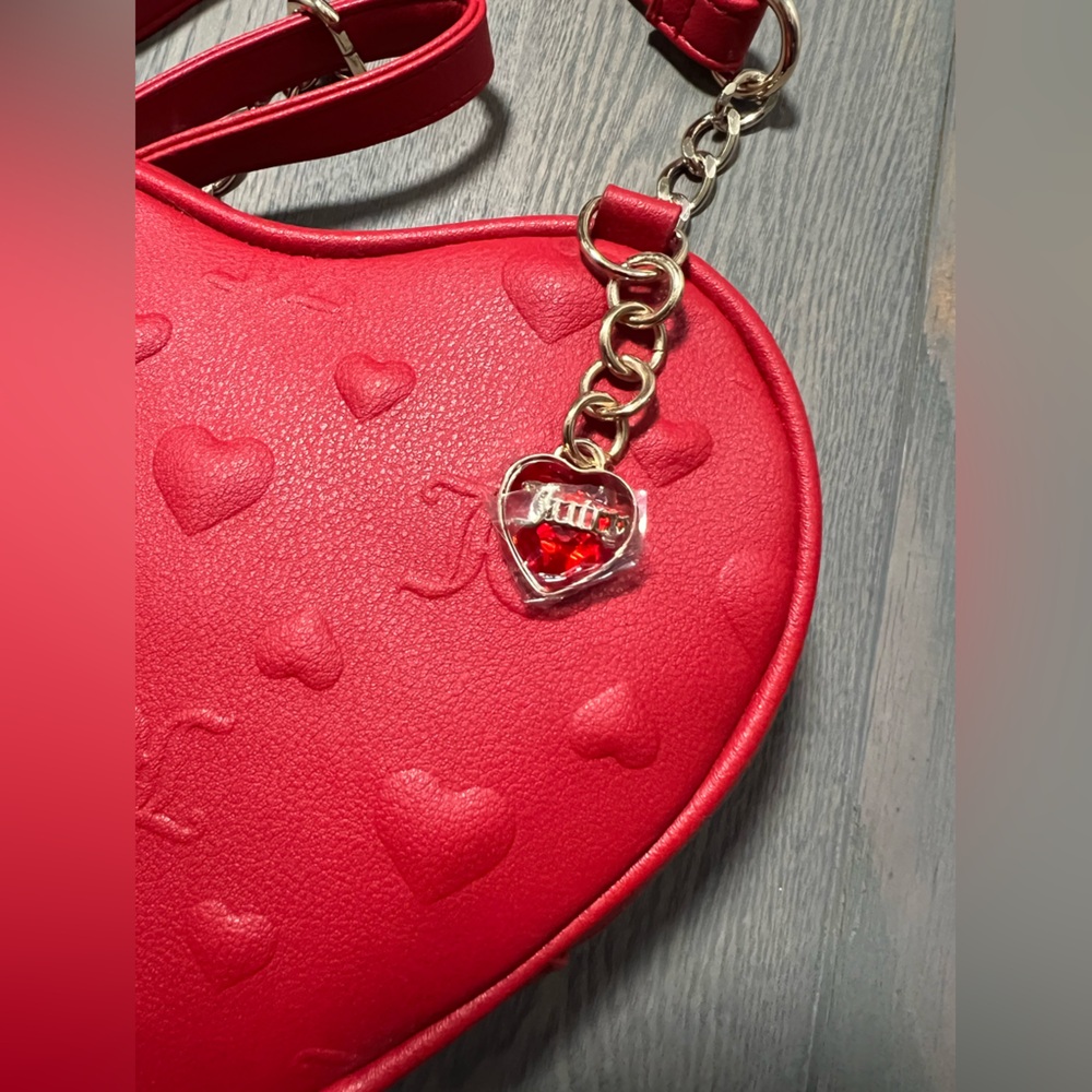 NWT Juicy Couture Cool Red Heart Shaped Colorful Love Crossbody w/ adj strap